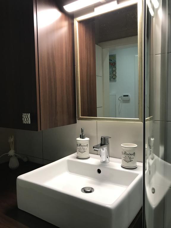 Apartment Ajla Τούζλα Εξωτερικό φωτογραφία