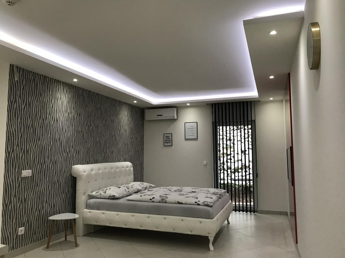 Apartment Ajla Τούζλα Εξωτερικό φωτογραφία