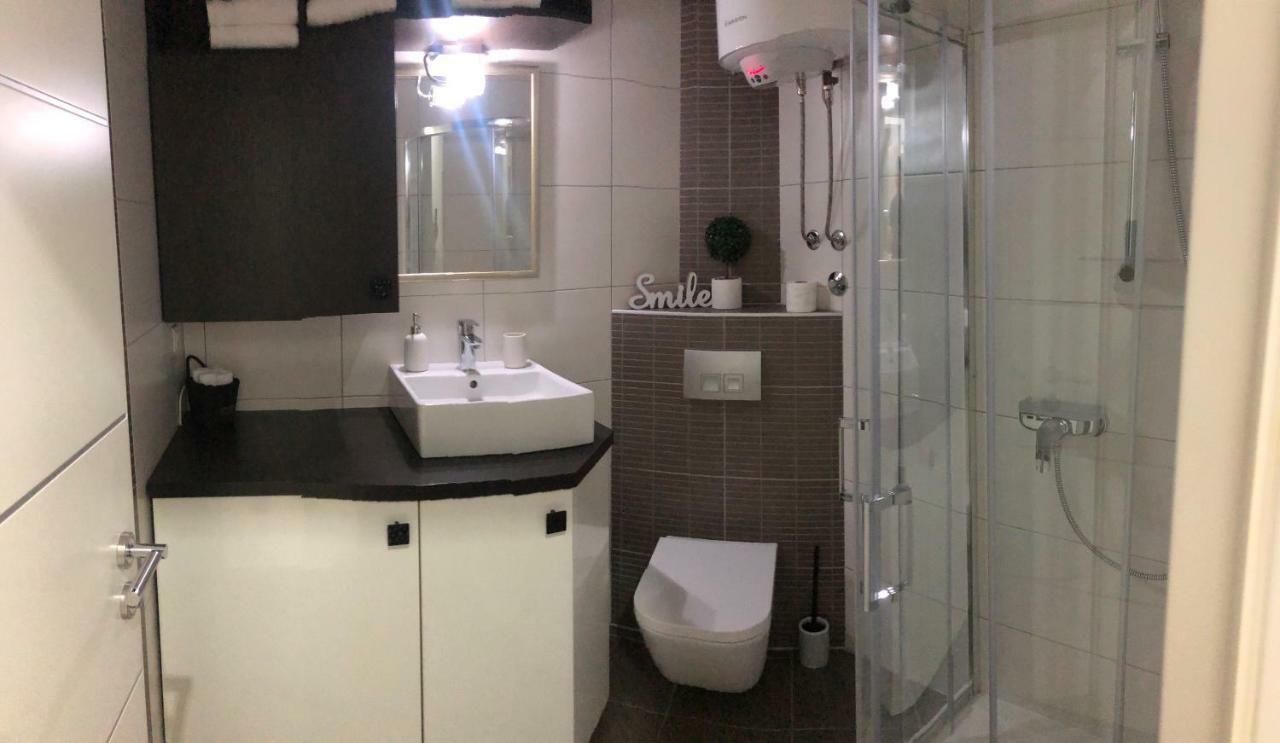 Apartment Ajla Τούζλα Εξωτερικό φωτογραφία