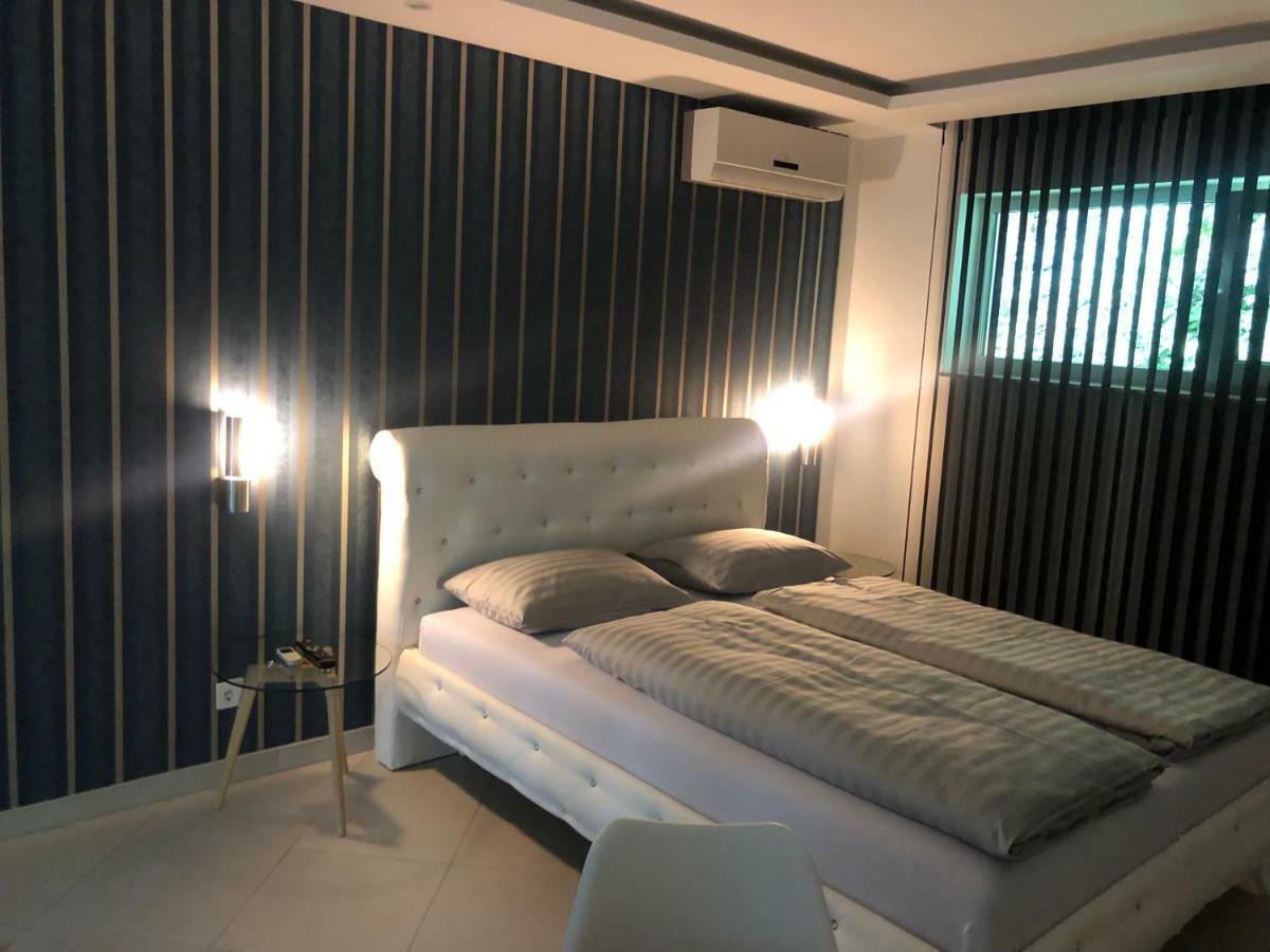 Apartment Ajla Τούζλα Εξωτερικό φωτογραφία
